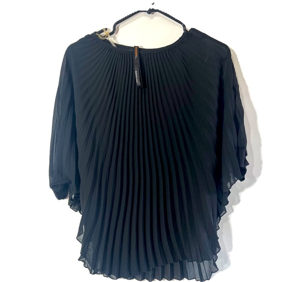RENEE C MADE IN USA sheer pleated top IN SIZE MEDIUM - Picture 1 of 7